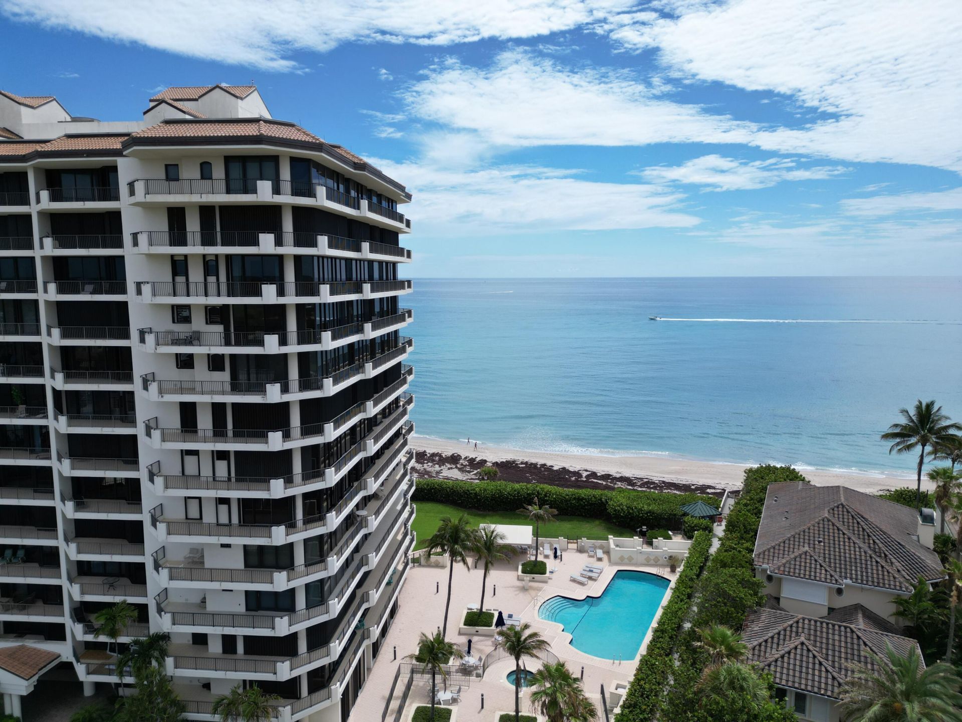 800 Ocean Drive, Unit 205, Juno Beach, FL 33408 Photo