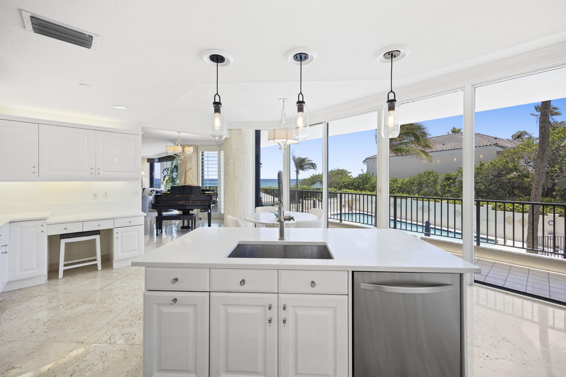 800 Ocean Drive, Unit 205, Juno Beach, FL 33408 Photo