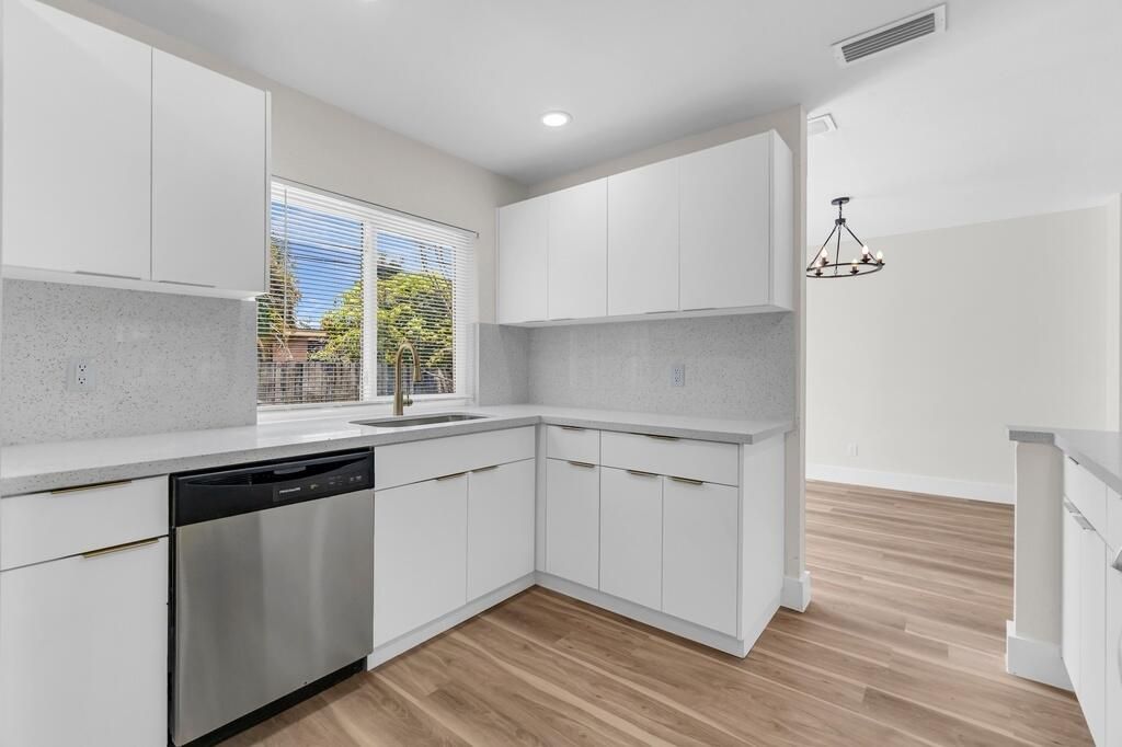 3905 E Woodscape Drive, Miramar, FL 33023 Photo
