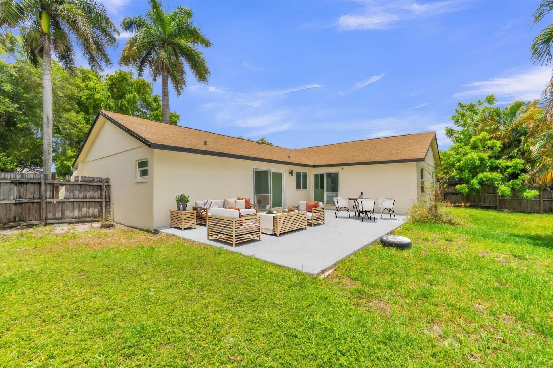 3905 E Woodscape Drive, Miramar, FL 33023 Photo