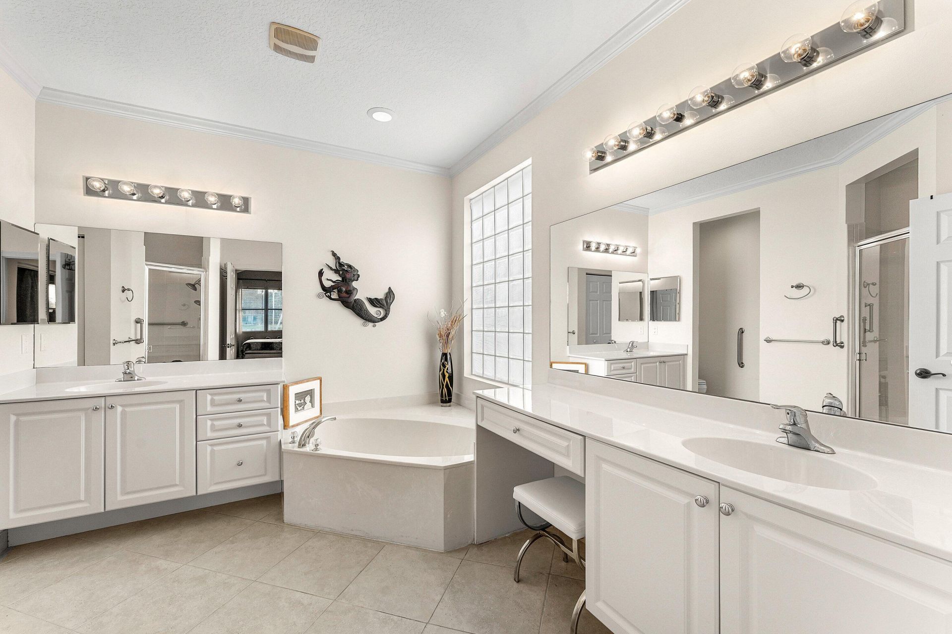 8240 Parini Way, Lake Worth, FL 33467 Photo