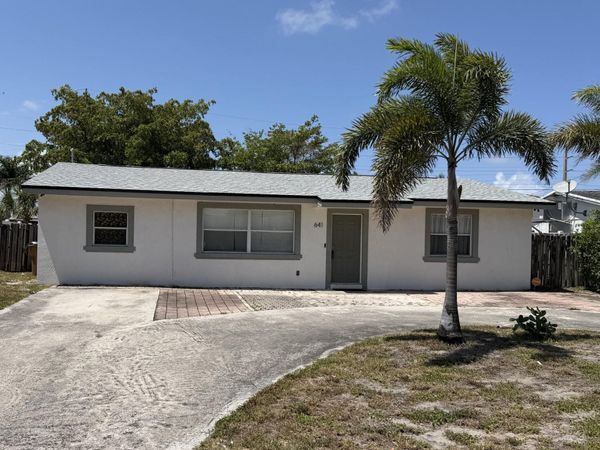 641 SW 14th Court, Deerfield Beach, FL 33441