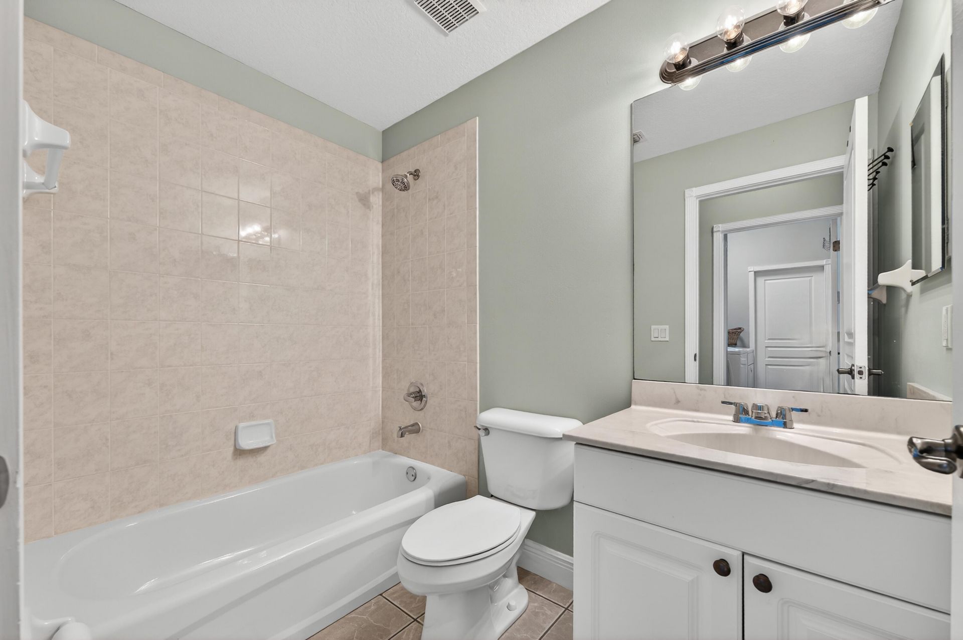 631 NE Muskrat Run, Port Saint Lucie, FL 34983 Photo
