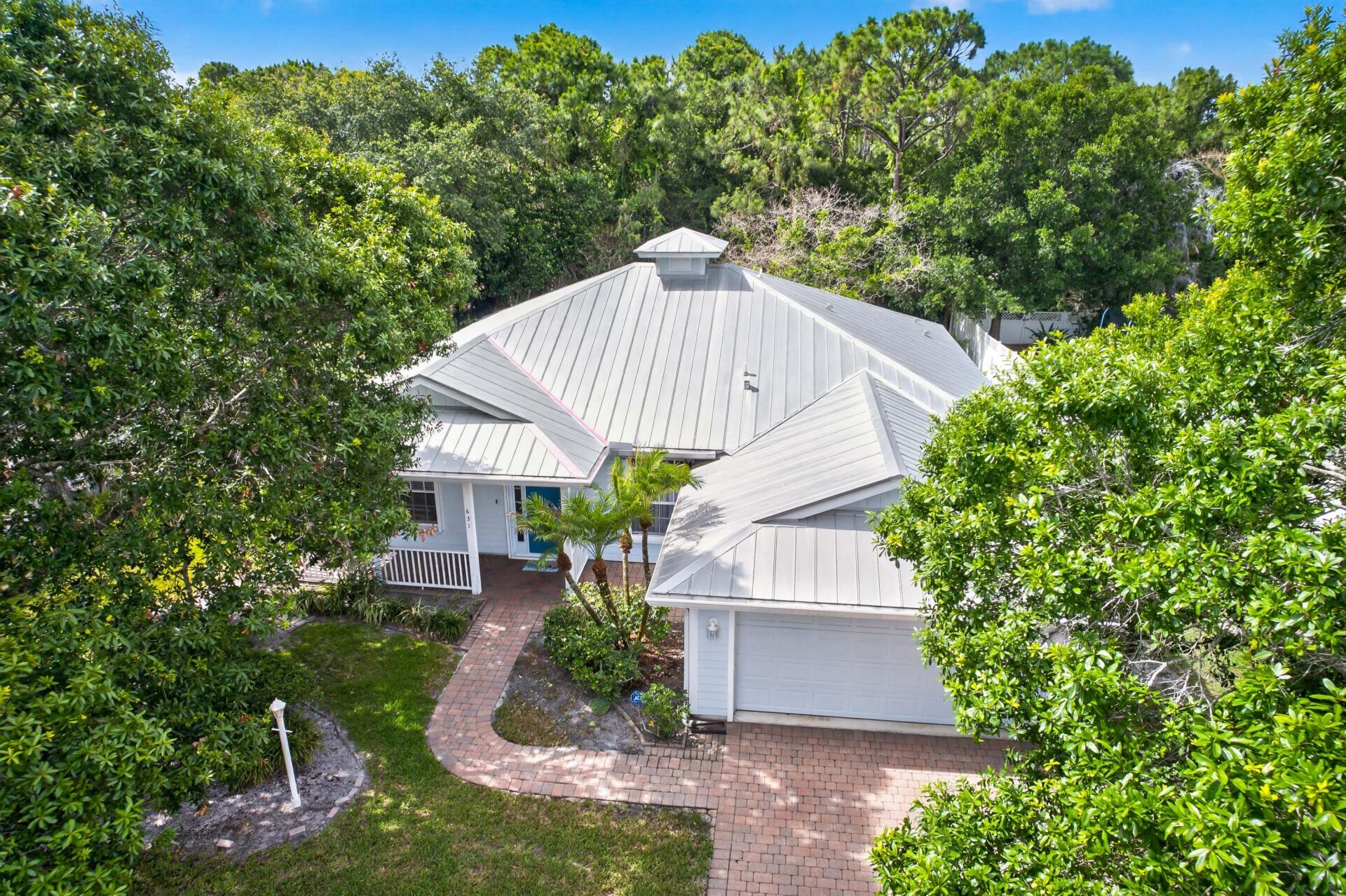 631 NE Muskrat Run, Port Saint Lucie, FL 34983 Photo