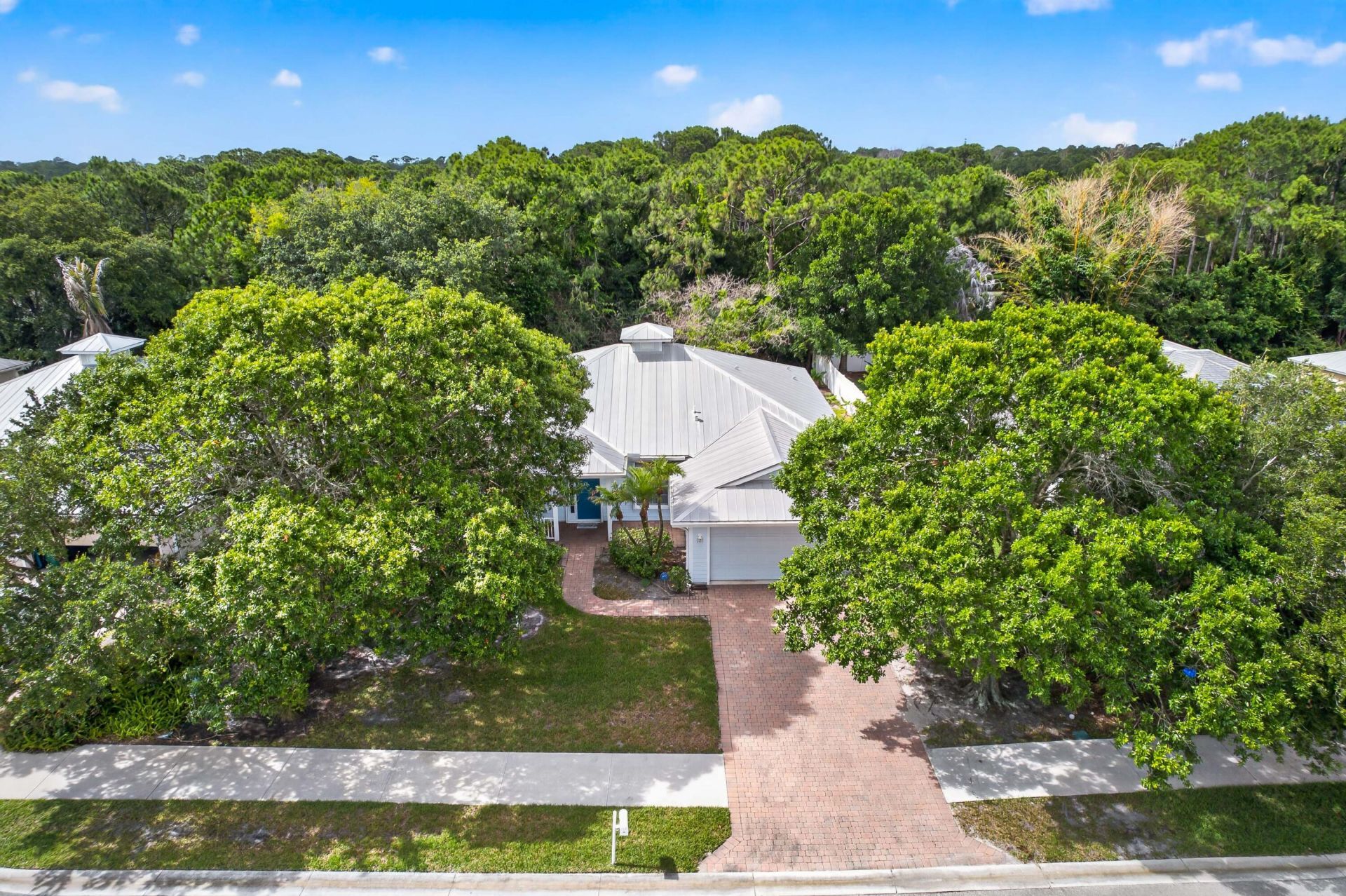 631 NE Muskrat Run, Port Saint Lucie, FL 34983 Photo