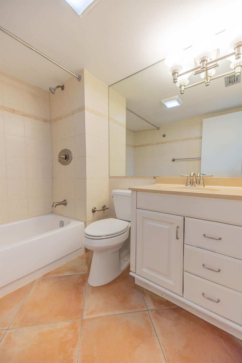 5300 NE 24th Terrace, Unit 534c, Fort Lauderdale, FL 33308 Photo