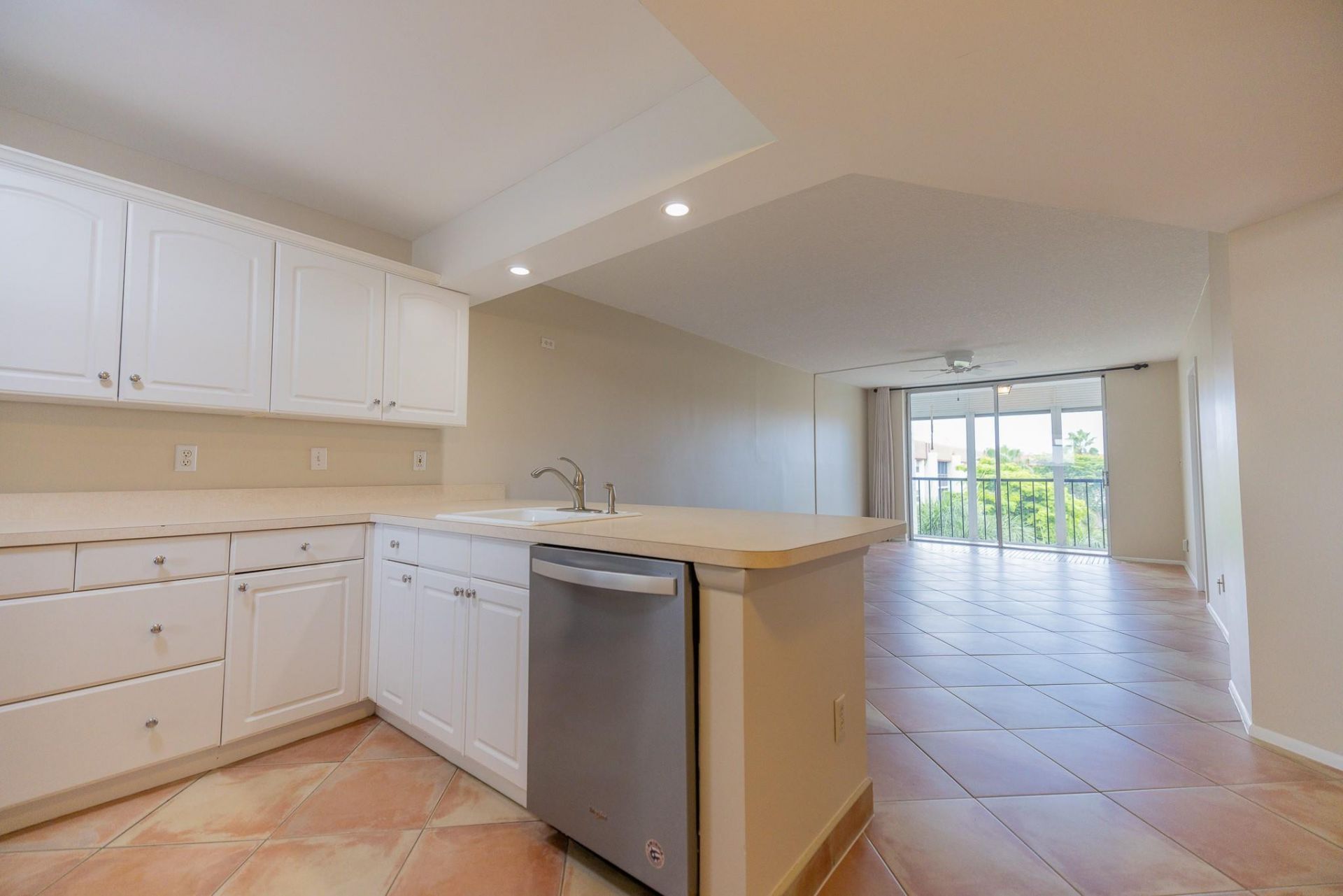 5300 NE 24th Terrace, Unit 534c, Fort Lauderdale, FL 33308 Photo