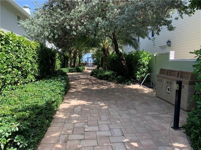3421 Dover Road, Pompano Beach, FL 33062 Photo
