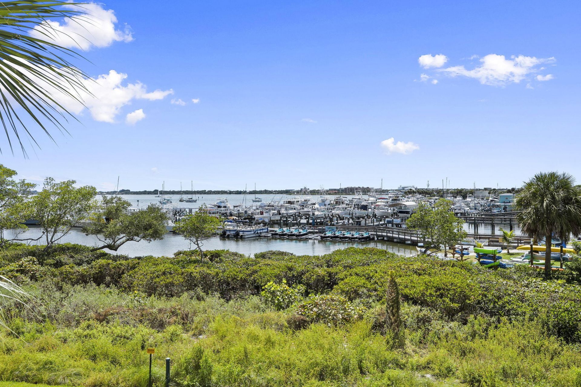 34 Harbour Isle Dr W, Unit 204, Fort Pierce, FL 34949 Photo