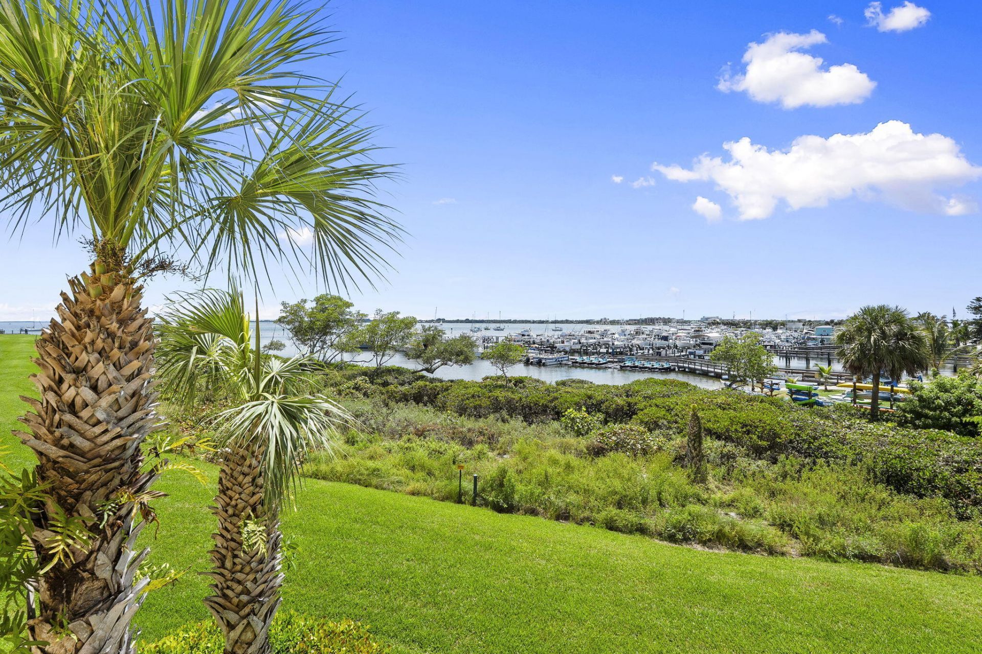 34 Harbour Isle Dr W, Unit 204, Fort Pierce, FL 34949 Photo