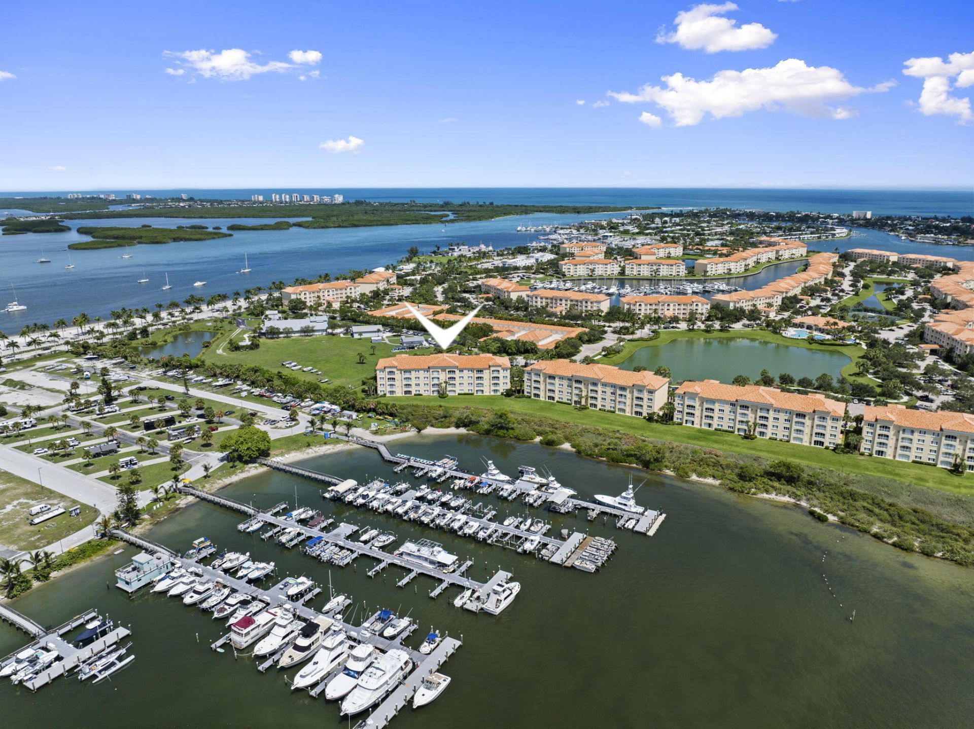 34 Harbour Isle Dr W, Unit 204, Fort Pierce, FL 34949 Photo