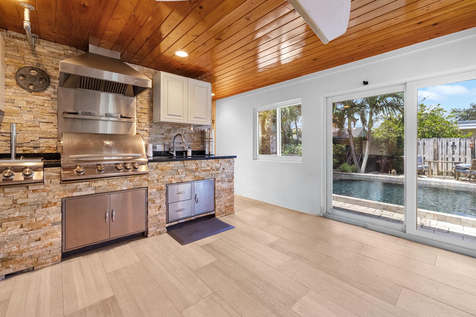 5041 NE 24th Avenue, Lighthouse Point, FL 33064 Photo