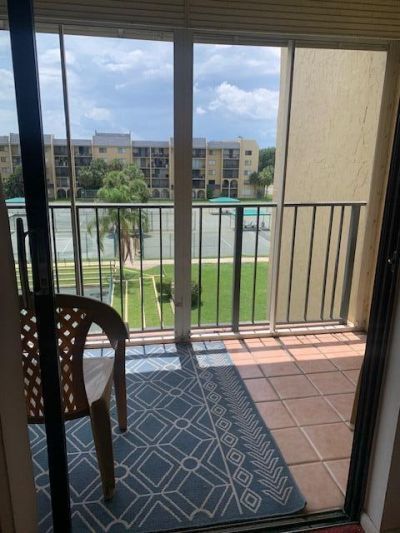 2820 Tennis Club Drive, Unit 506, West Palm Beach, FL 33417 Photo