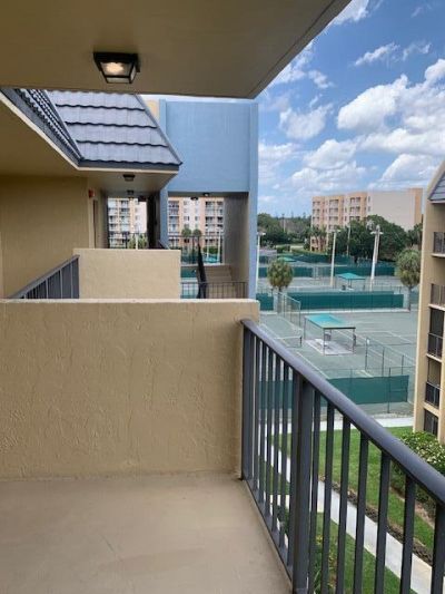 2820 Tennis Club Drive, Unit 506, West Palm Beach, FL 33417 Photo