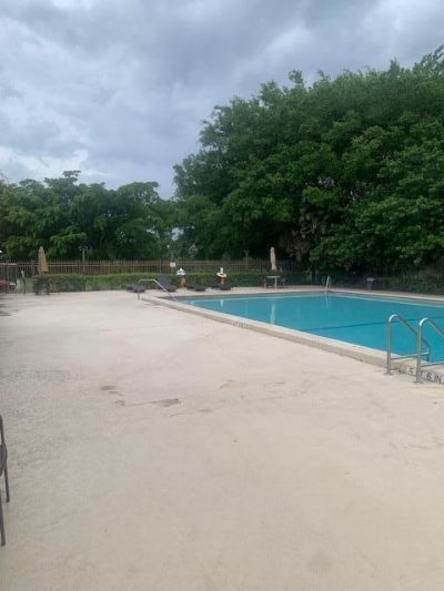 2820 Tennis Club Drive, Unit 506, West Palm Beach, FL 33417 Photo