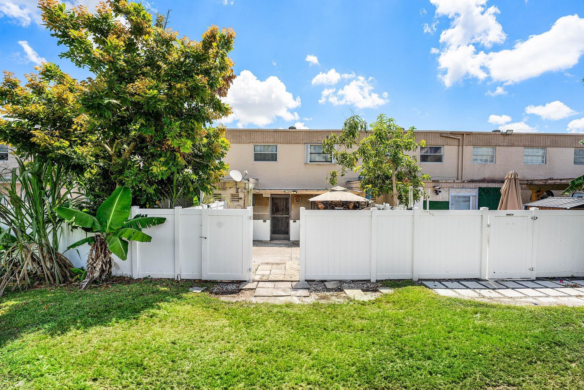 1105 NW 80th Terrace, Unit E, Margate, FL 33063 Photo