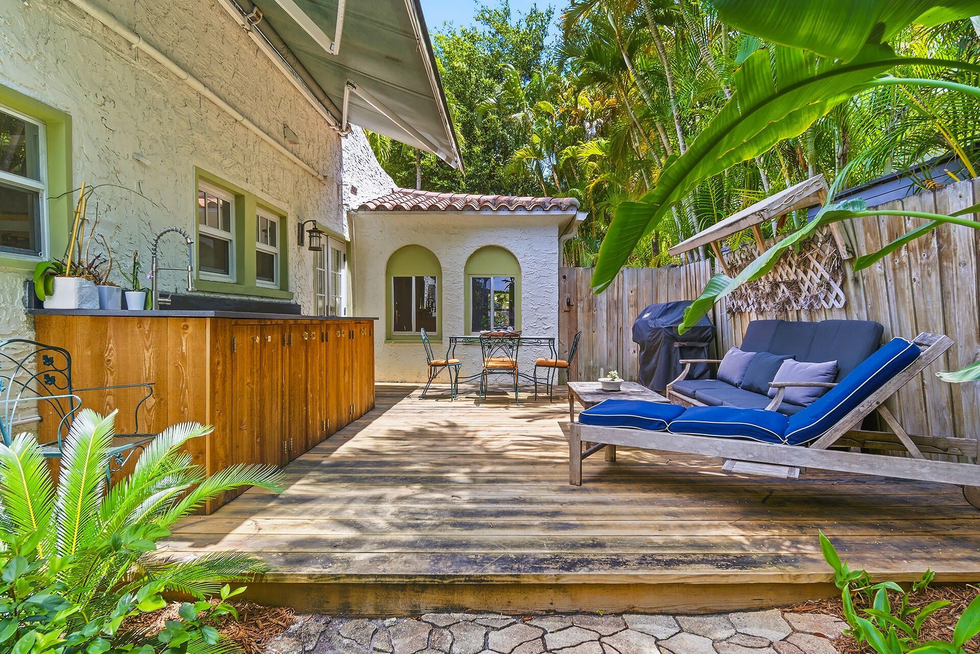 810 Avon Road, West Palm Beach, FL 33401 Photo