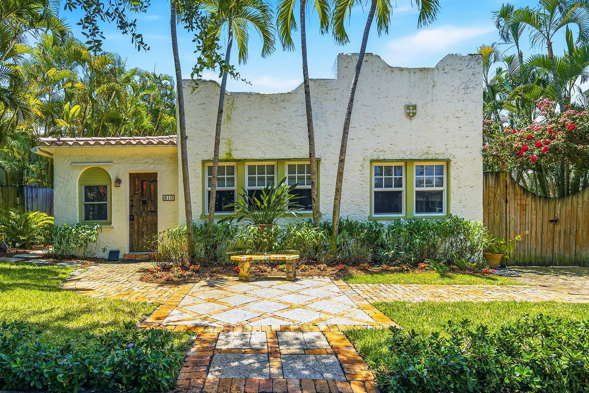 810 Avon Road, West Palm Beach, FL 33401 Photo