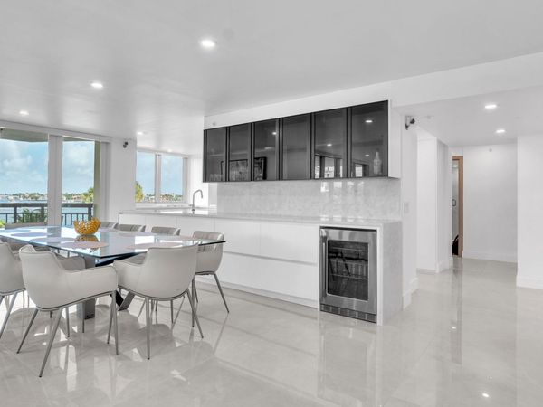 901 E Camino Real, Boca Raton, FL 33432