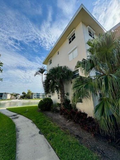 2615 Garden Drive S, Lake Worth Beach, FL 33461 Photo