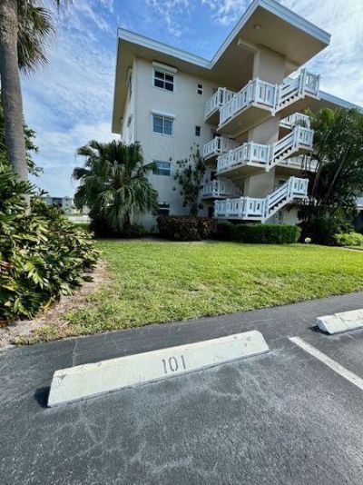 2615 Garden Drive S, Lake Worth Beach, FL 33461 Photo
