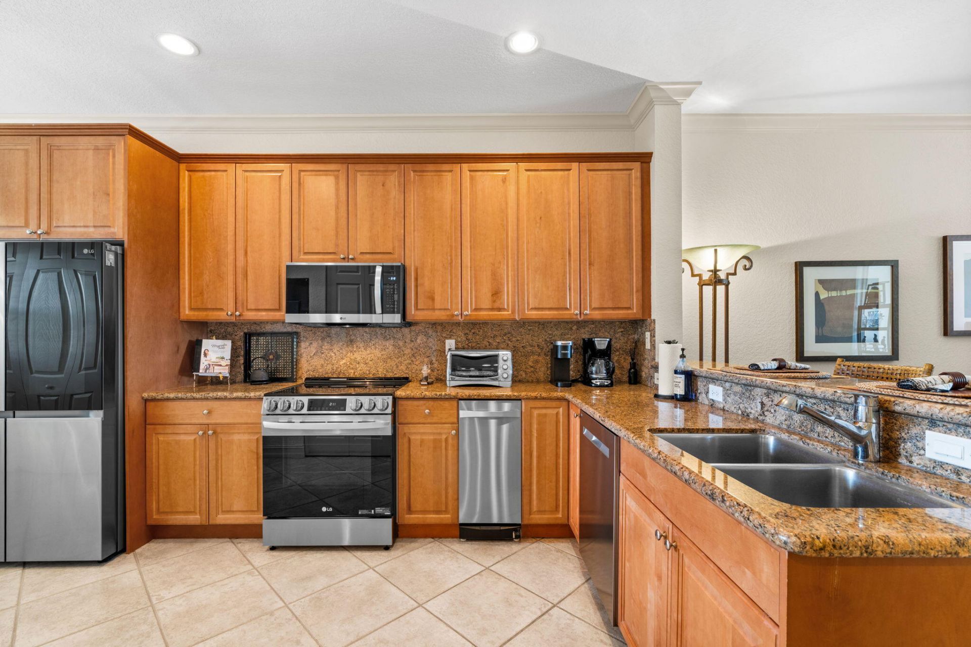 2720 NE 15th Street, Unit 303, Fort Lauderdale, FL 33304 Photo