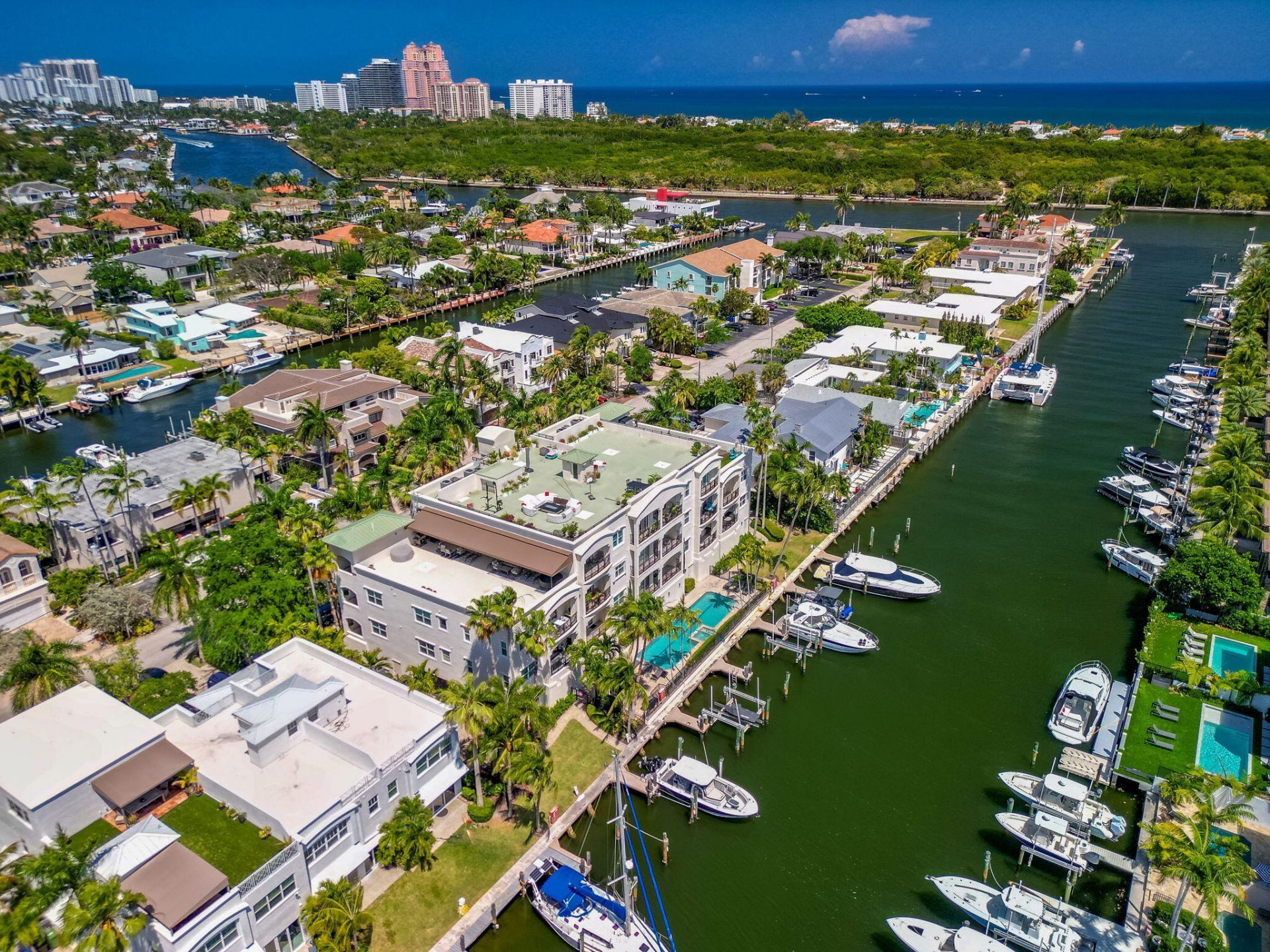 2720 NE 15th Street, Unit 303, Fort Lauderdale, FL 33304 Photo