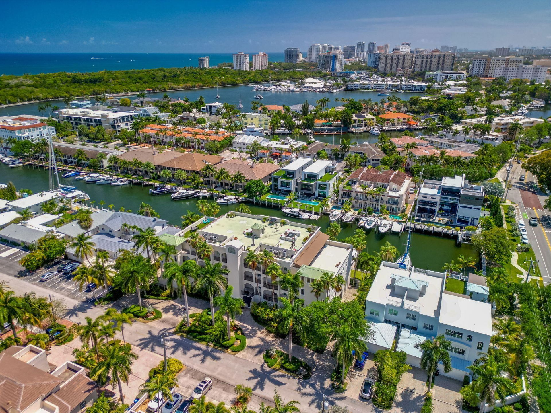 2720 NE 15th Street, Unit 303, Fort Lauderdale, FL 33304 Photo