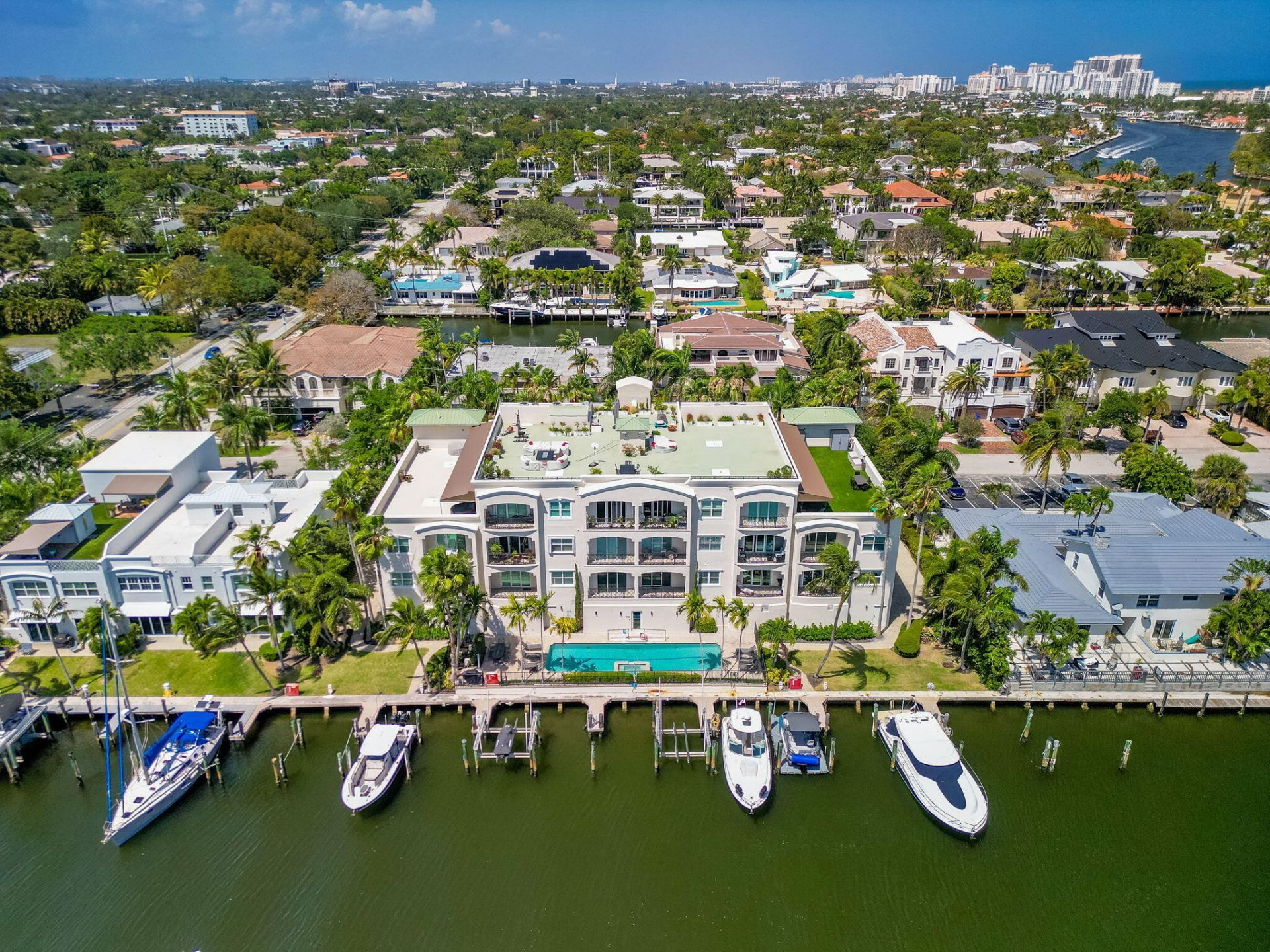 2720 NE 15th Street, Unit 303, Fort Lauderdale, FL 33304 Photo