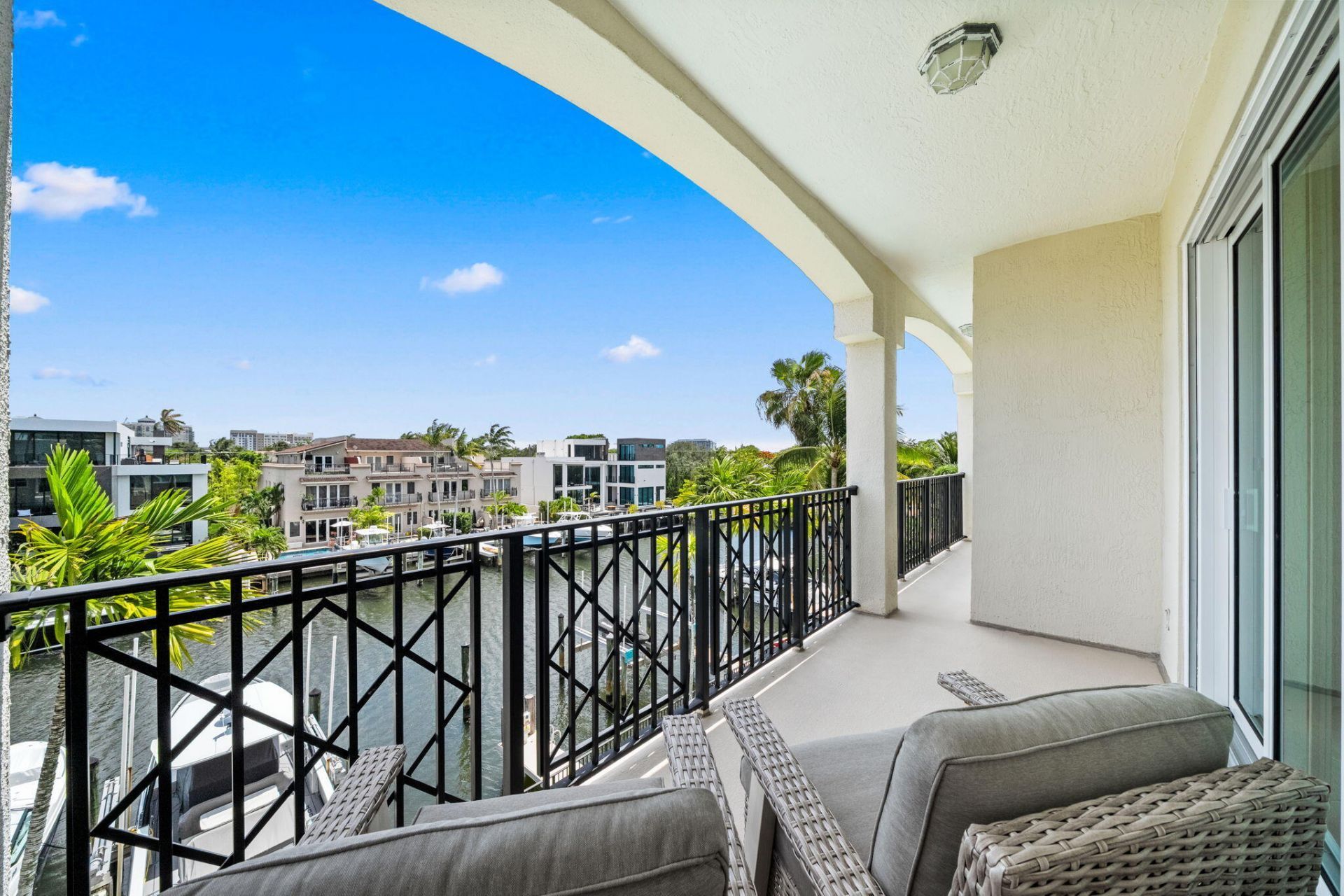 2720 NE 15th Street, Unit 303, Fort Lauderdale, FL 33304 Photo