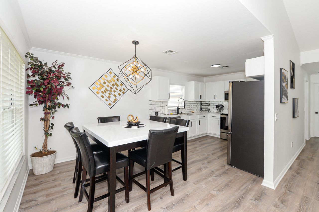 1225 SW Hunnicut Avenue, Port Saint Lucie, FL 34953 Photo