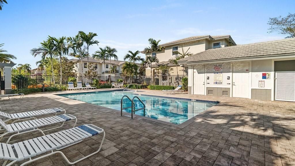 6989 Pines Circle, Unit Gg 39, Coconut Creek, FL 33073 Photo