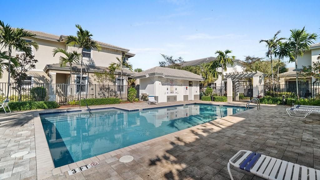6989 Pines Circle, Unit Gg 39, Coconut Creek, FL 33073 Photo