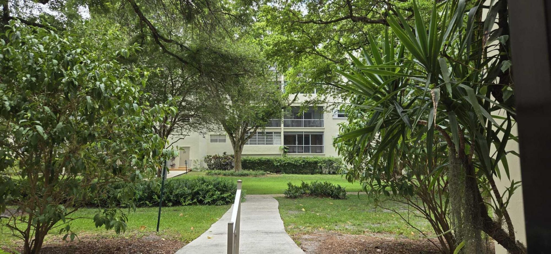 6731 Cypress Road, Unit 308, Plantation, FL 33317 Photo
