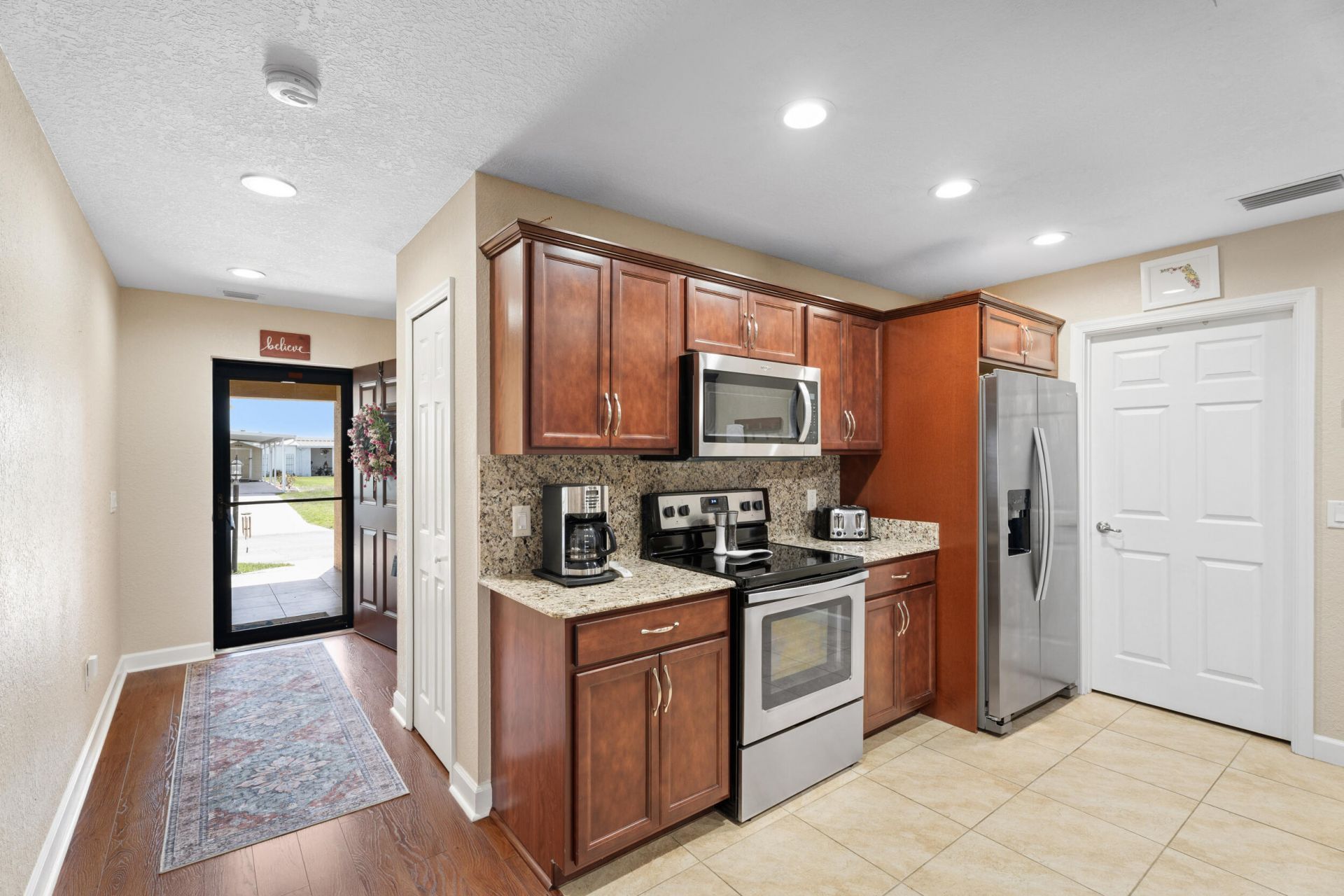 24 Alta Loma, Port Saint Lucie, FL 34952 Photo