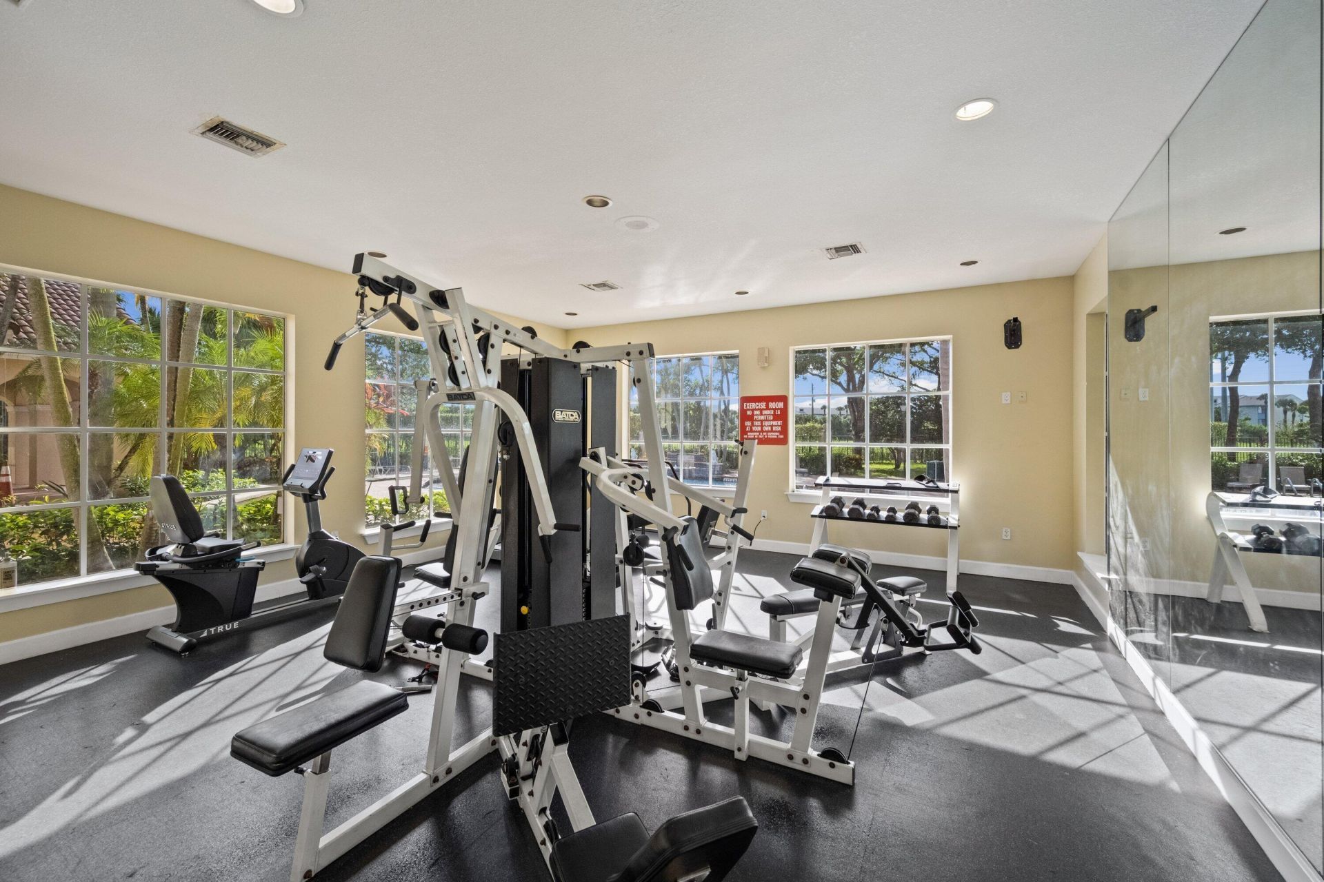 1727 Village Boulevard, West Palm Beach, FL 33409 Photo