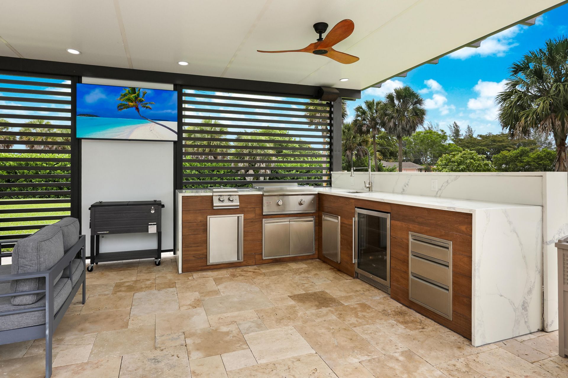 142 Brynhurst Court, West Palm Beach, FL 33413 Photo