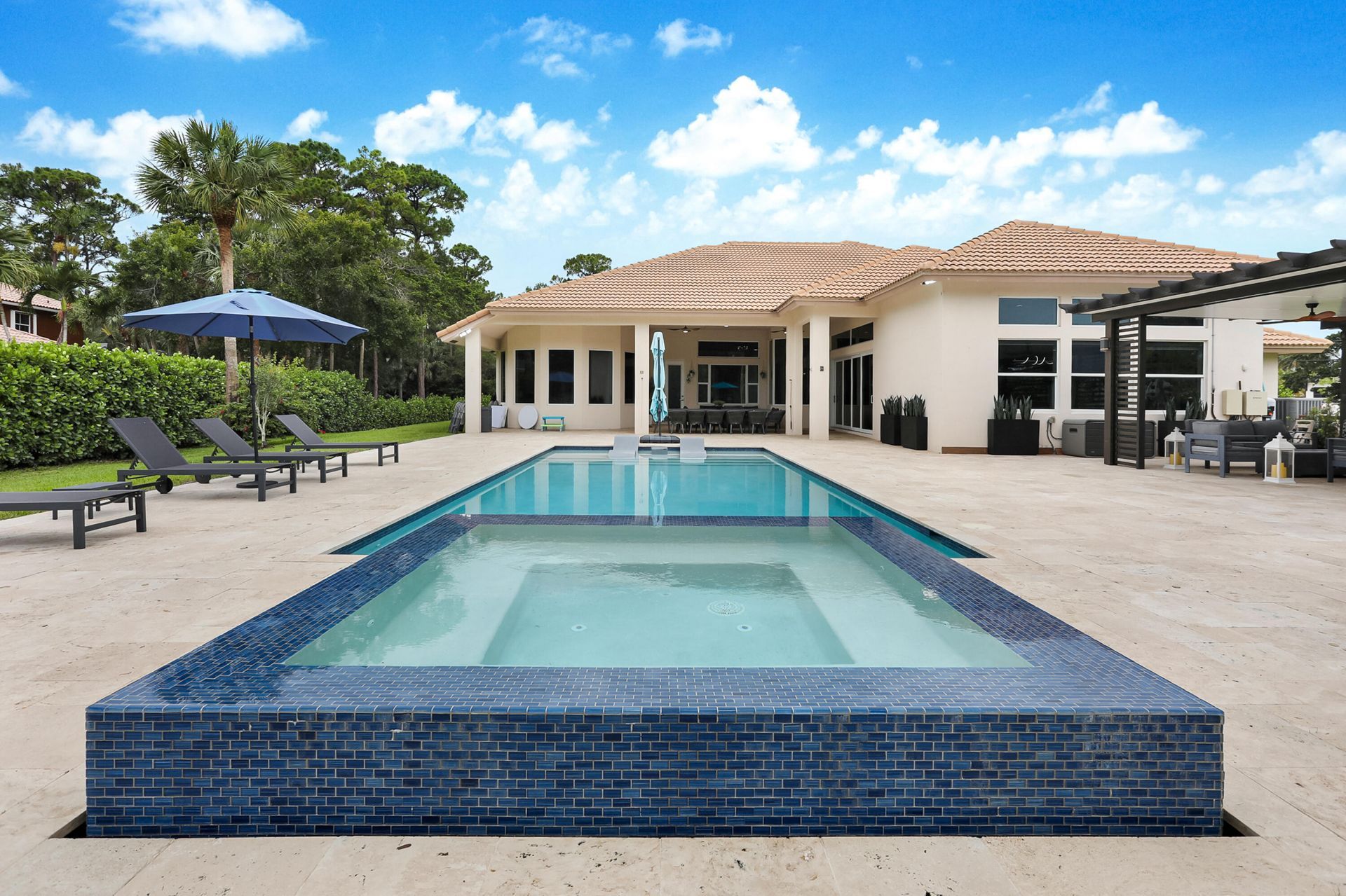 142 Brynhurst Court, West Palm Beach, FL 33413 Photo