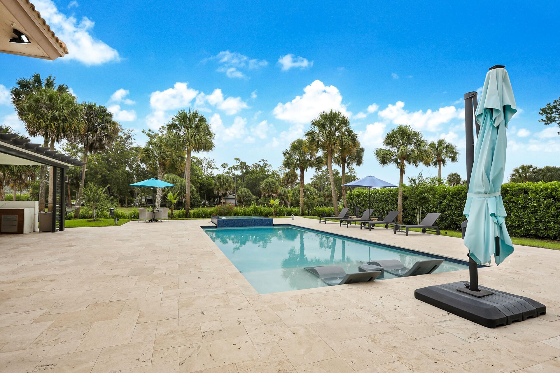 142 Brynhurst Court, West Palm Beach, FL 33413 Photo