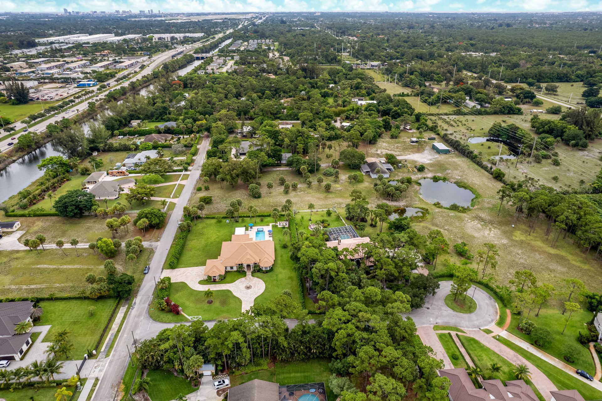 142 Brynhurst Court, West Palm Beach, FL 33413 Photo
