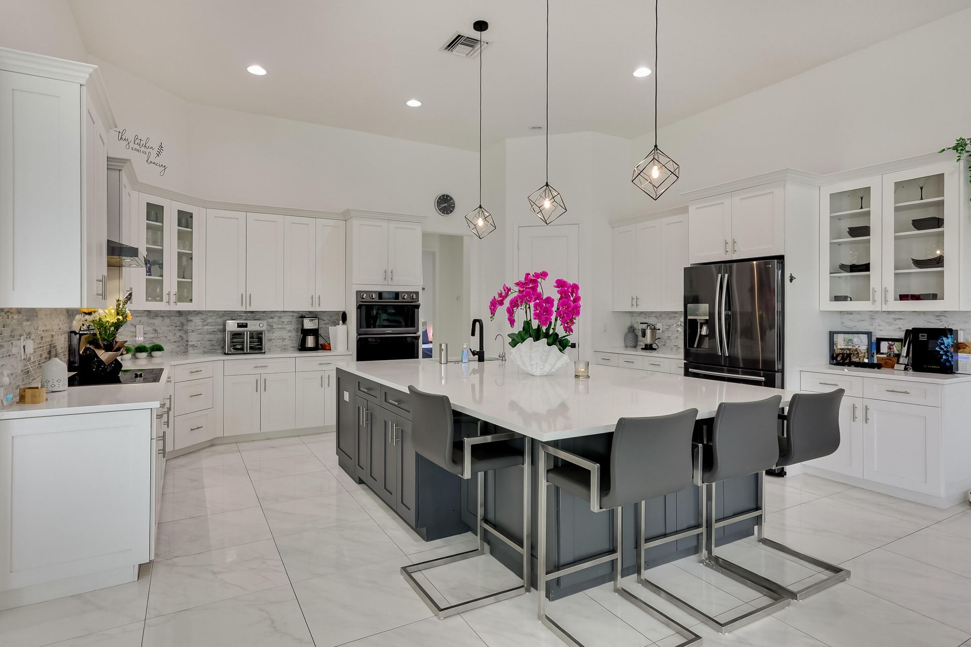 142 Brynhurst Court, West Palm Beach, FL 33413 Photo