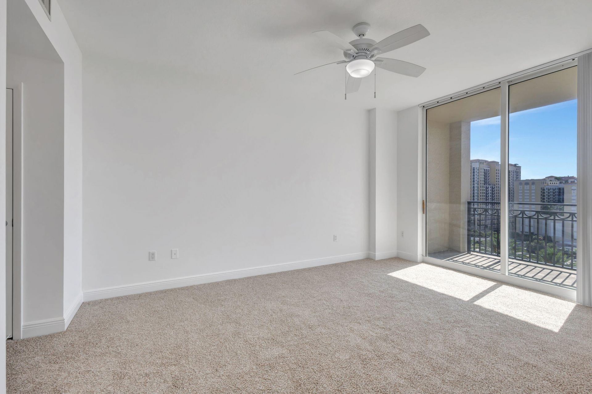 550 Okeechobee Boulevard, Unit 1619, West Palm Beach, FL 33401 Photo