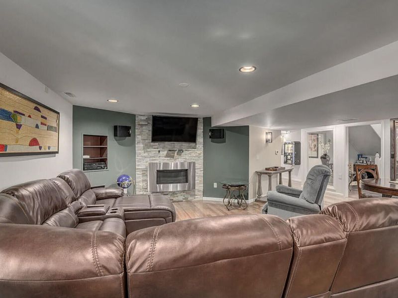 886 Squire Oaks Drive, Villa Hills, KY 41017 Photo 21