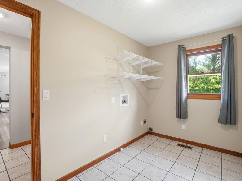 8711 Gosling Way, Powell, OH 43065 Photo 25