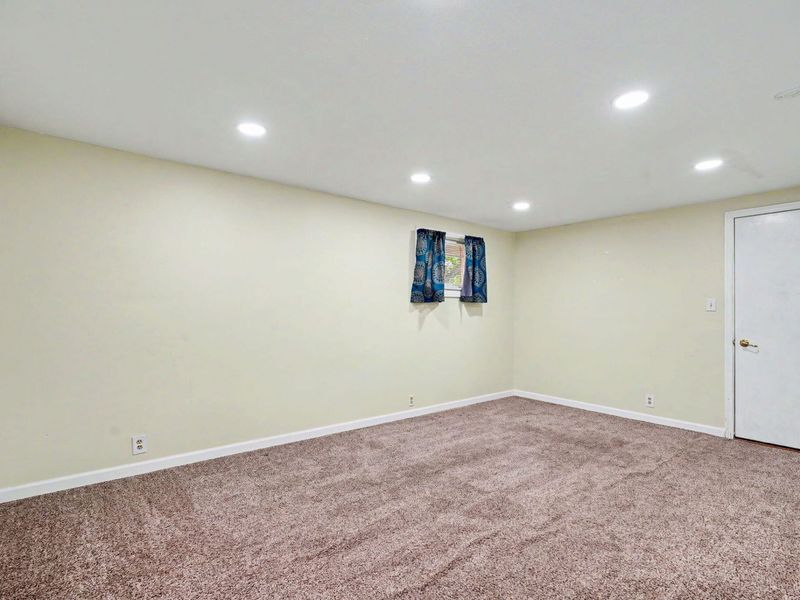 7090 Claybeck Drive, Dayton, OH 45424 Photo 22