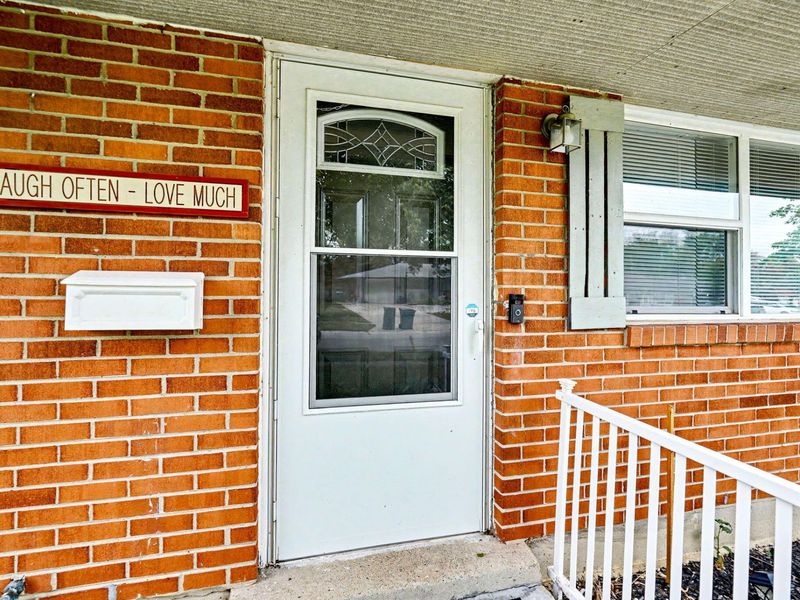 7090 Claybeck Drive, Dayton, OH 45424 Photo 4