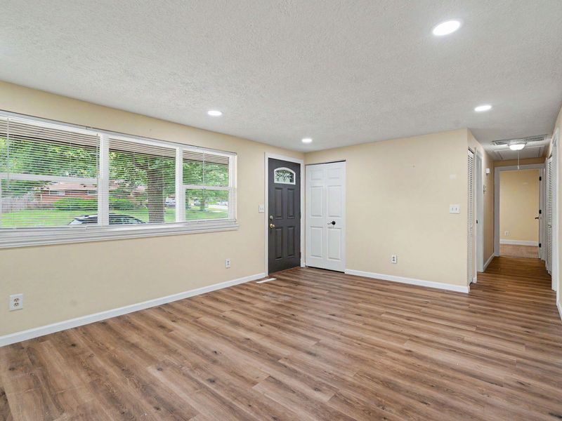7090 Claybeck Drive, Dayton, OH 45424 Photo 7