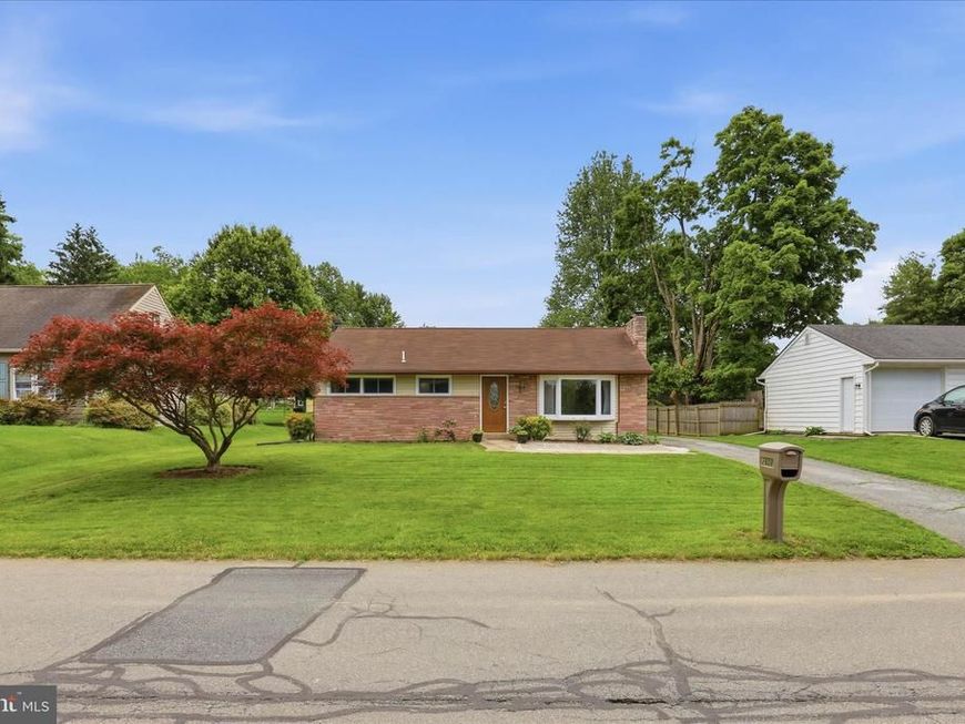 2608 Chestnut View Drive, Lancaster, PA 17603 Main Photo