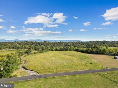 RIDGE HOLLOW ROAD , EDINBURG, VA 22824