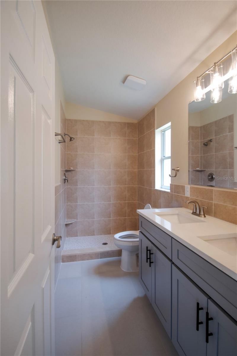 17109 Woodcrest Way , Clermont, FL 34714 Photo
